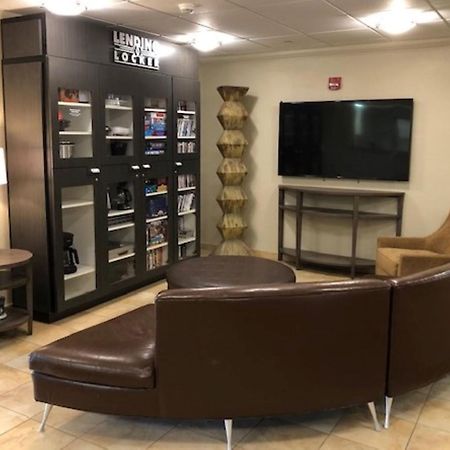 Candlewood Suites Fort Wayne - Nw By Ihg Екстер'єр фото