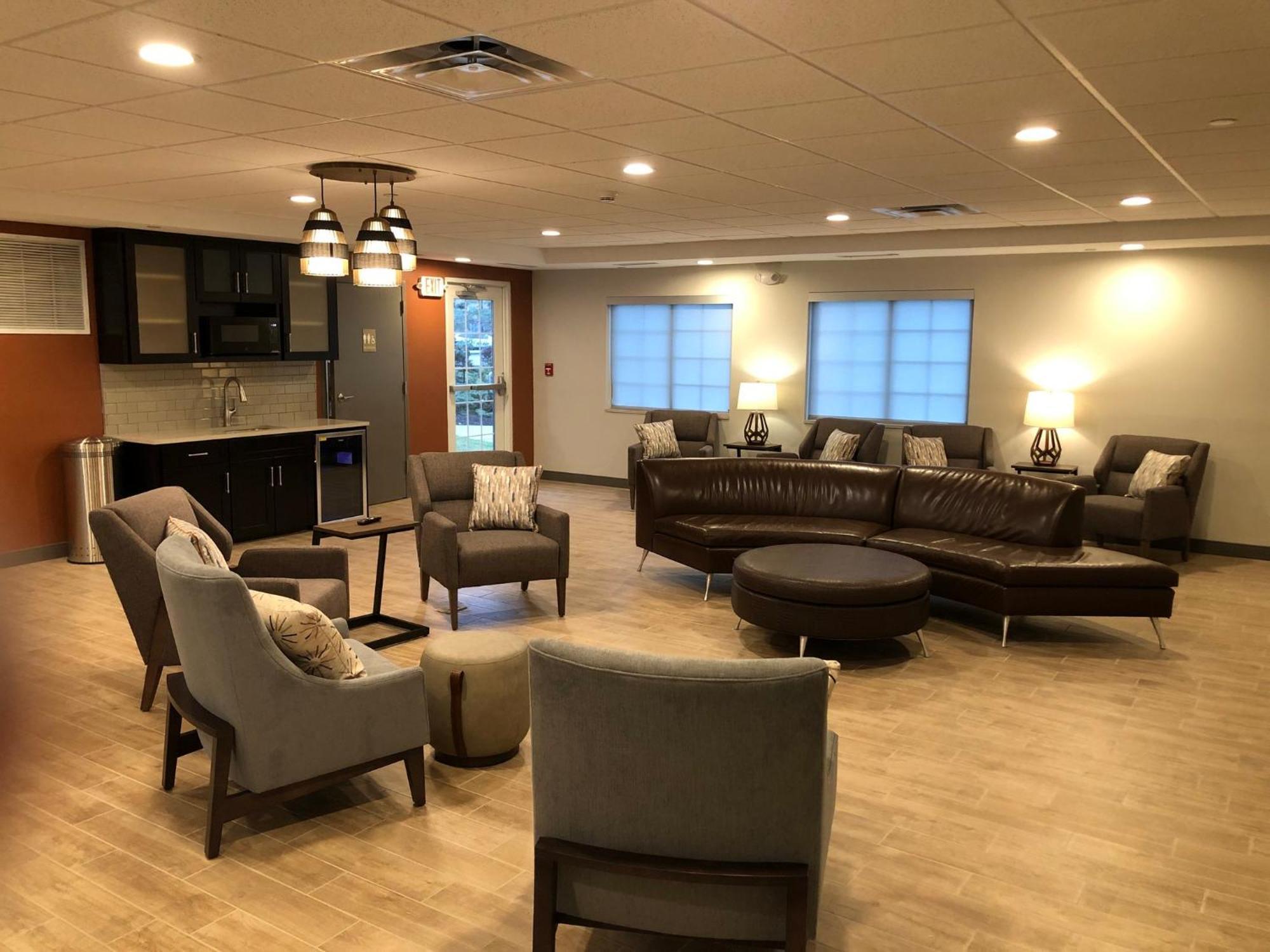 Candlewood Suites Fort Wayne - Nw By Ihg Екстер'єр фото