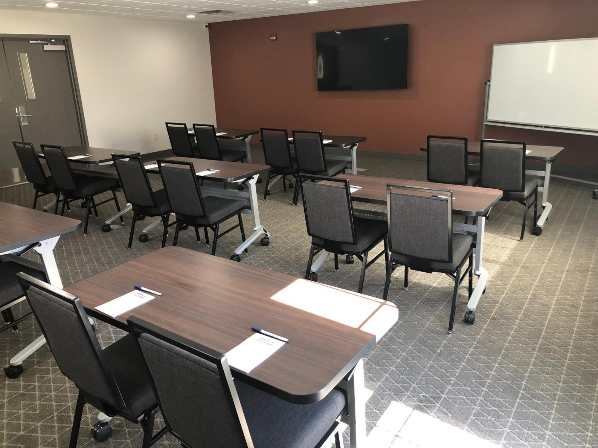Candlewood Suites Fort Wayne - Nw By Ihg Екстер'єр фото