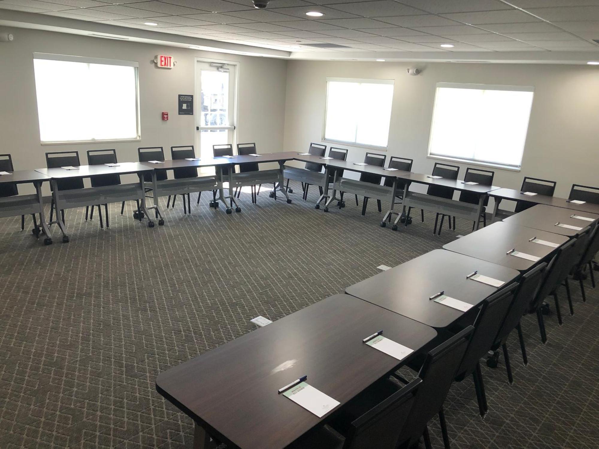 Candlewood Suites Fort Wayne - Nw By Ihg Екстер'єр фото