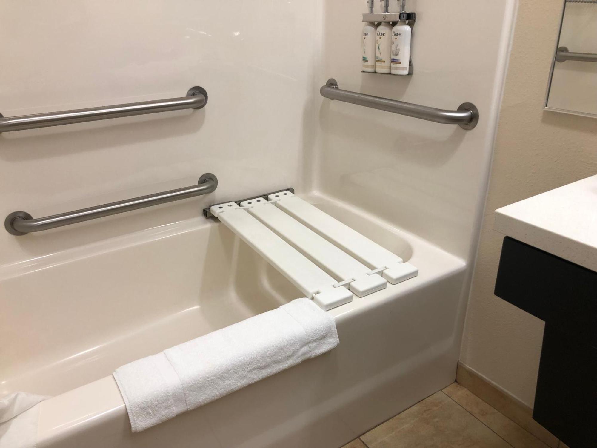 Candlewood Suites Fort Wayne - Nw By Ihg Екстер'єр фото