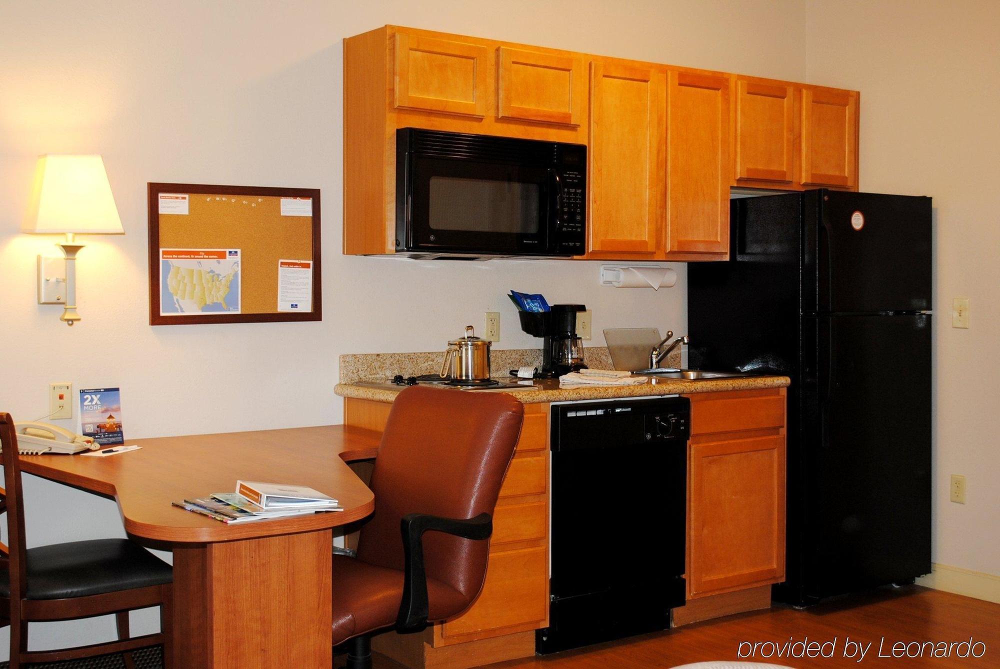 Candlewood Suites Fort Wayne - Nw By Ihg Екстер'єр фото