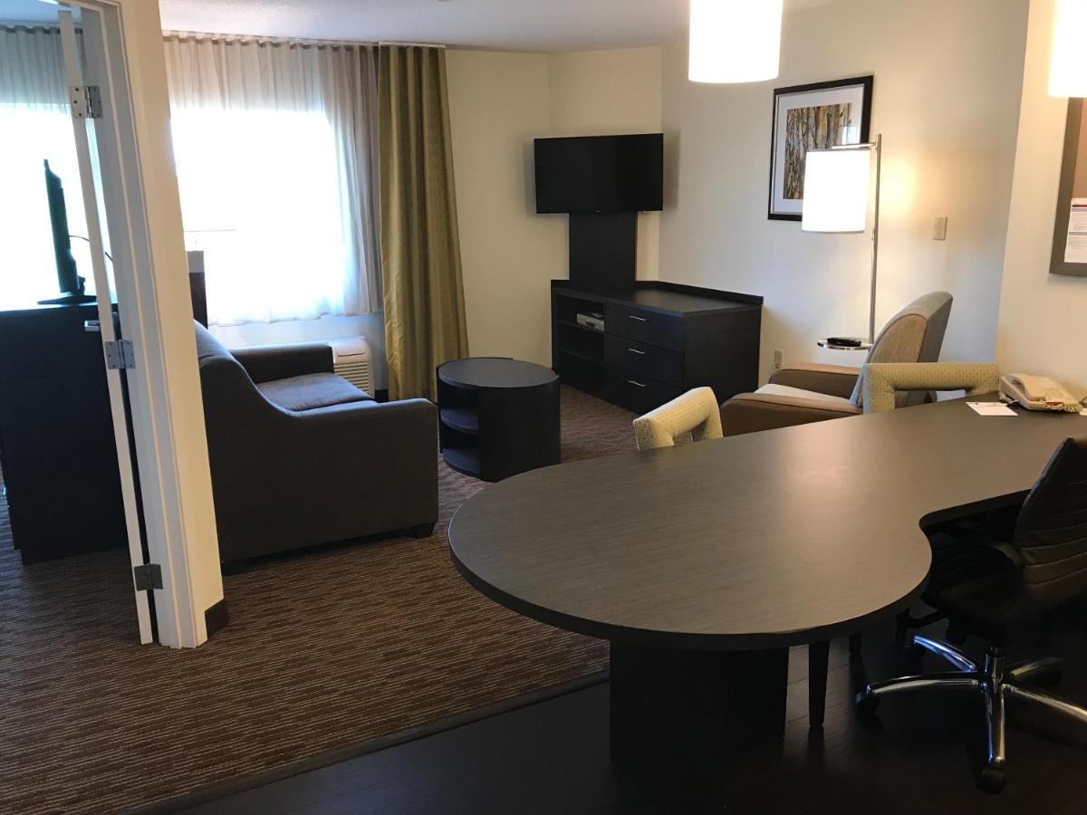 Candlewood Suites Fort Wayne - Nw By Ihg Екстер'єр фото